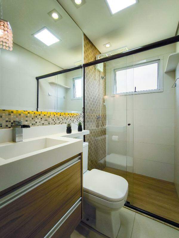 Apartamento à venda no bairro Condomínio Varandas I: BANHEIRO SOCIAL