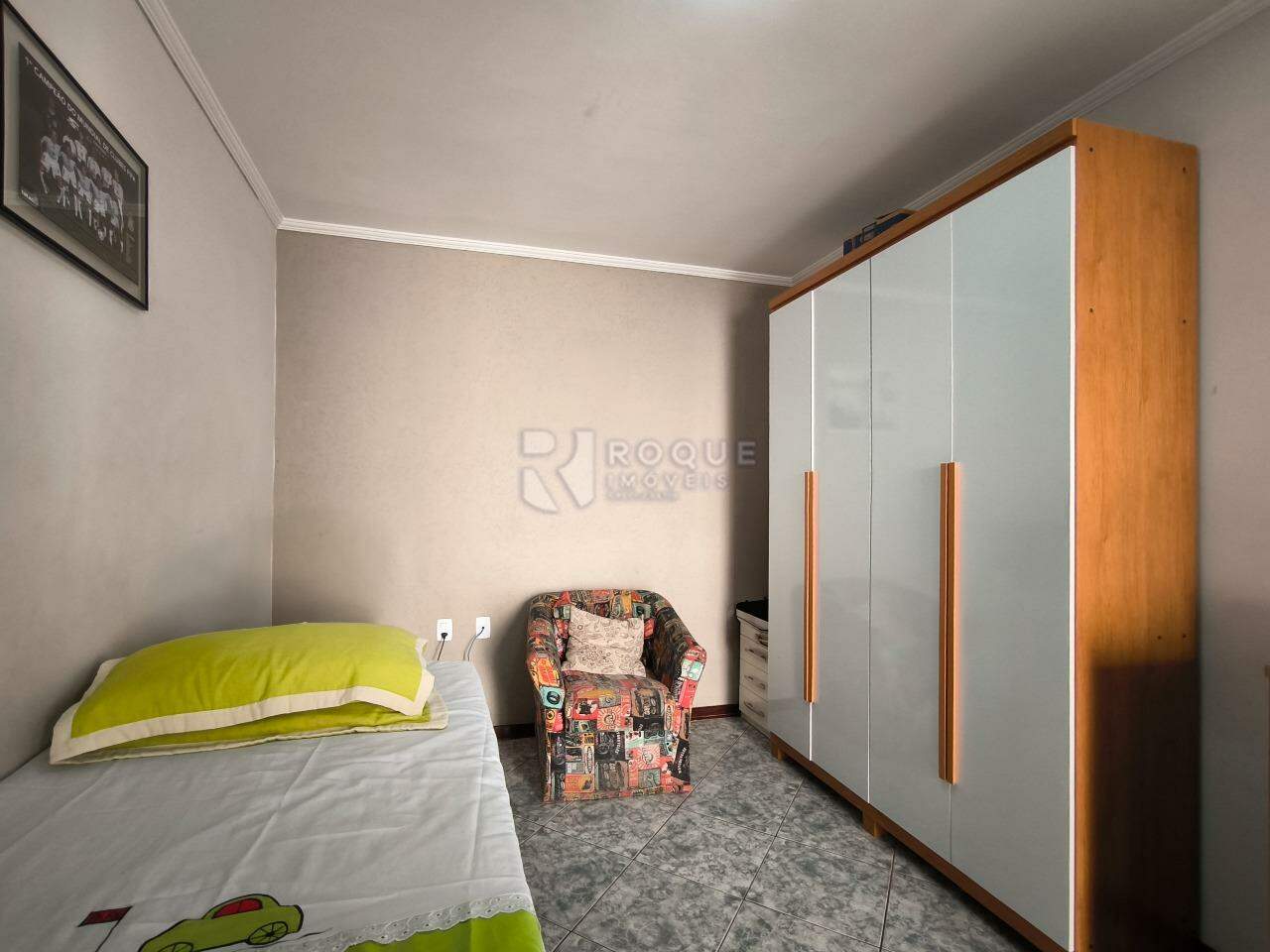 Casa Residencial à venda no bairro Jardim Residencial Dona Santina Paroli Peccinini: DORMITÓRIO 2