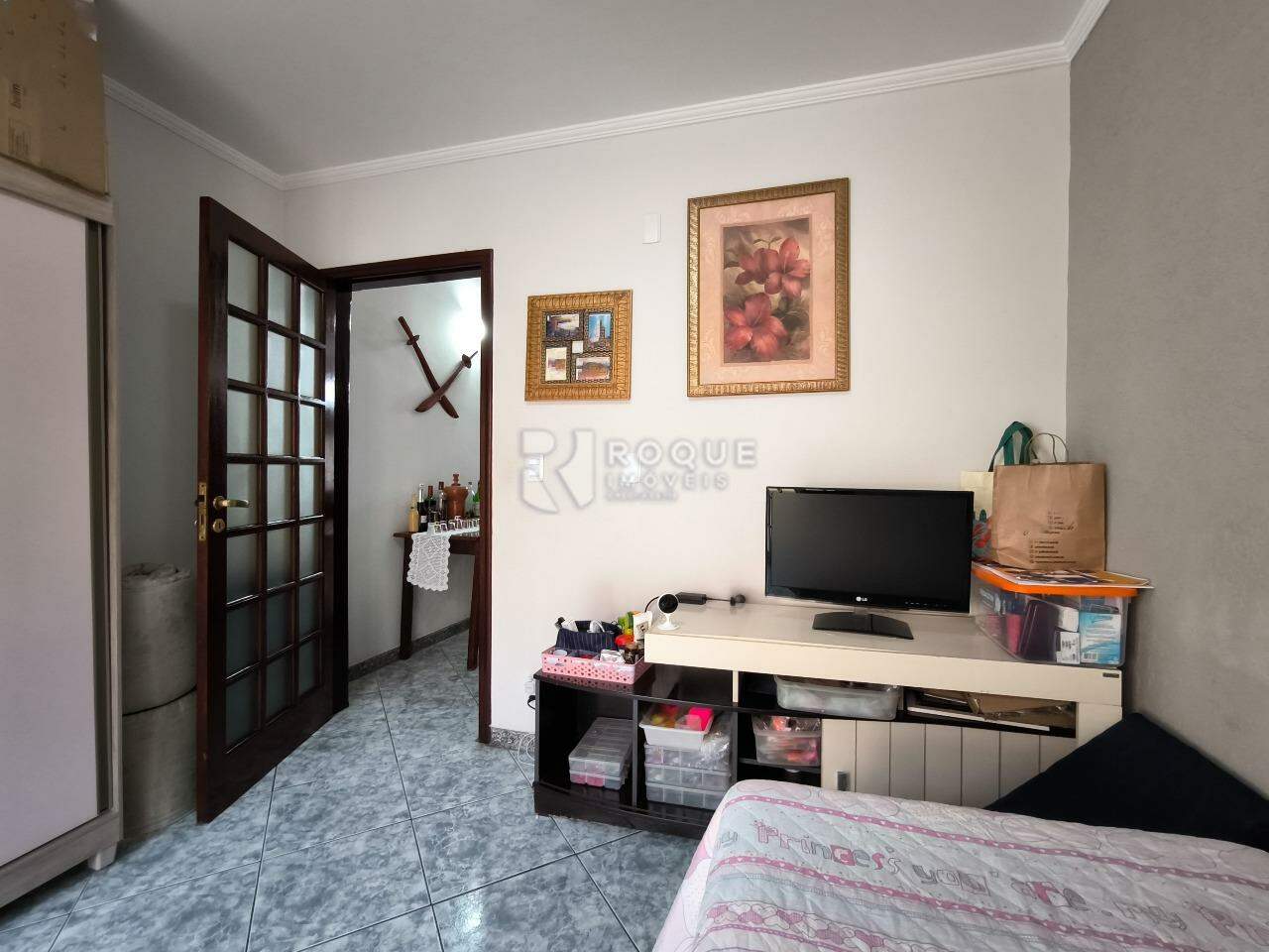 Casa Residencial à venda no bairro Jardim Residencial Dona Santina Paroli Peccinini: ESCRITÓRIO