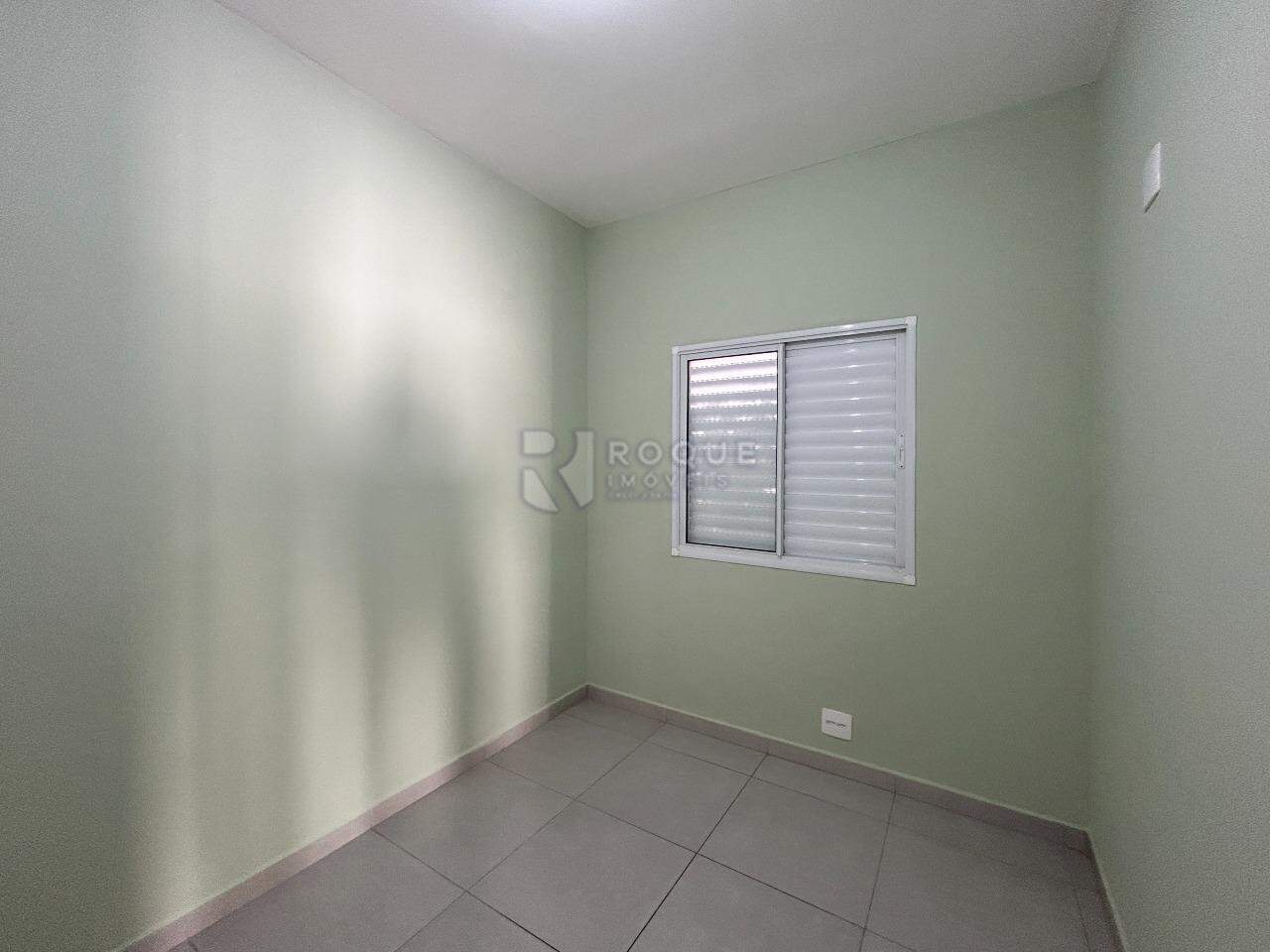 Apartamento para aluguel no bairro Jardim Santa Adélia: Dormitório 2