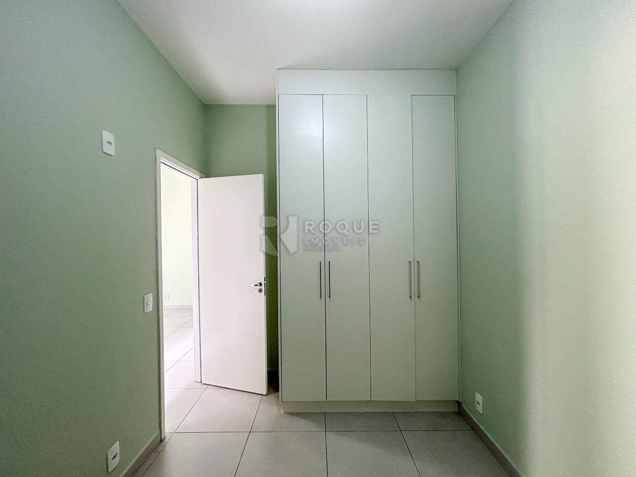 Apartamento para aluguel no bairro Jardim Santa Adélia: Dormitório 2