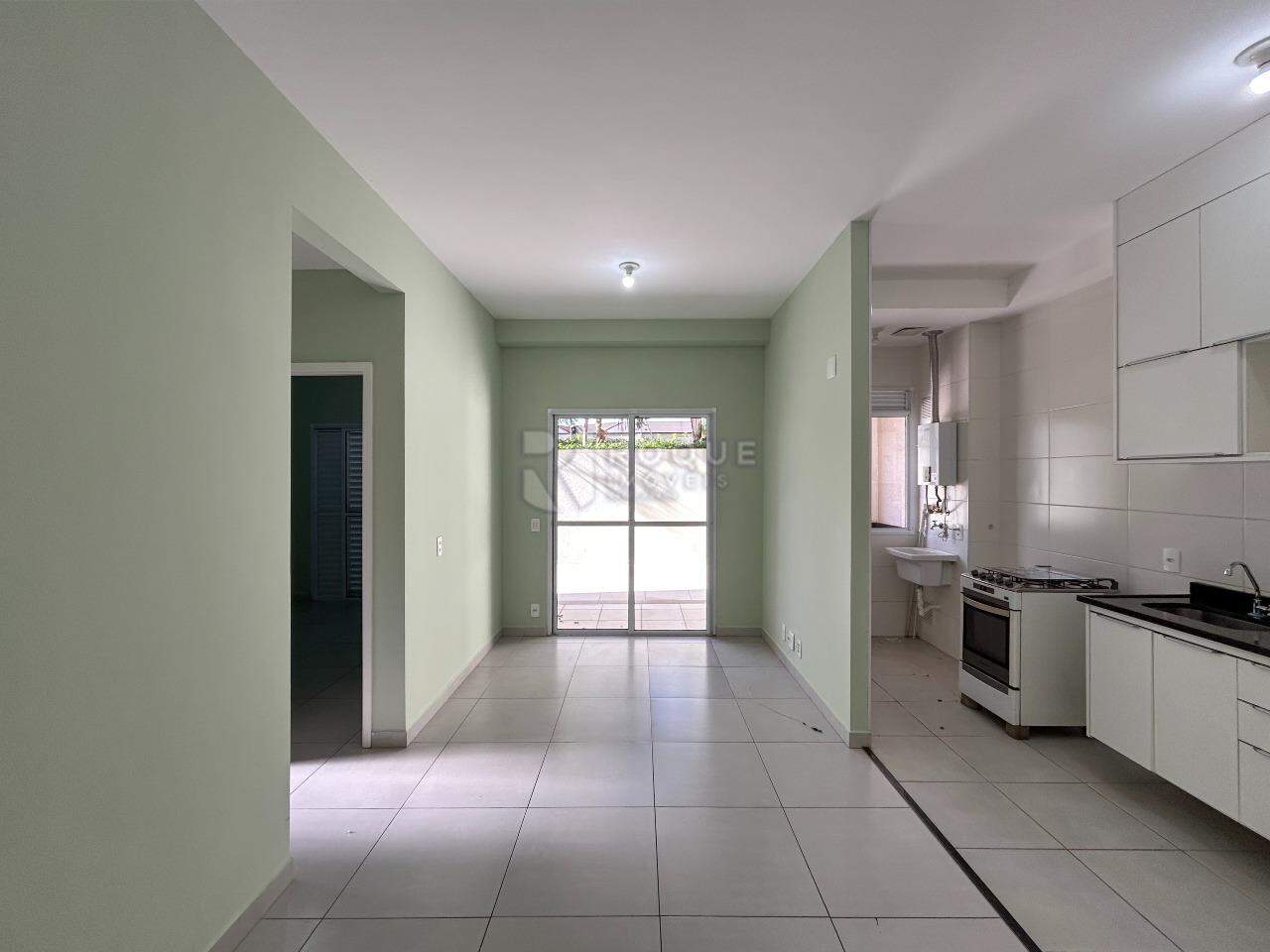 Apartamento para aluguel no bairro Jardim Santa Adélia: Sala 