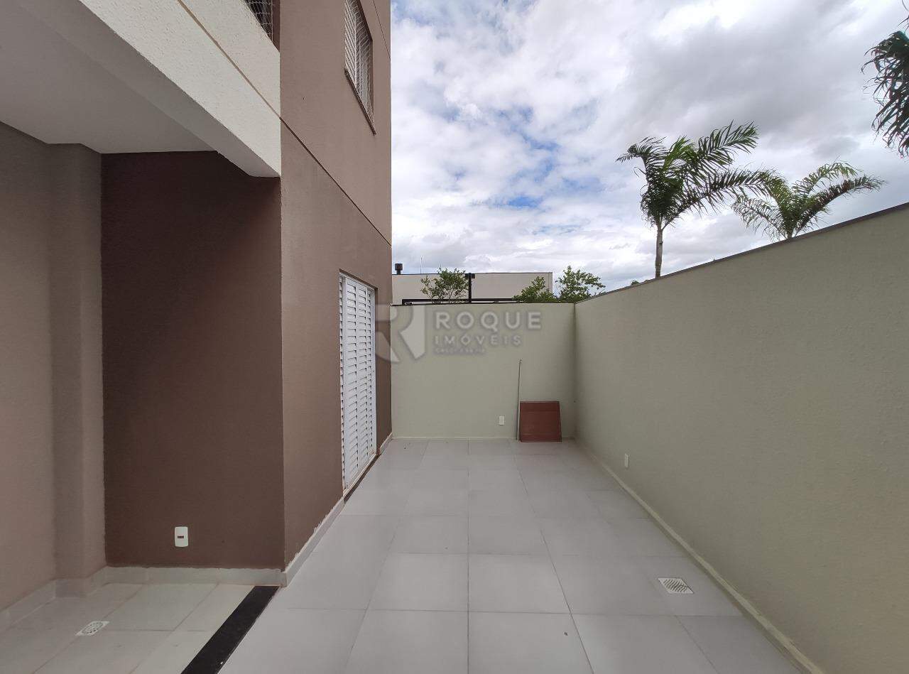 Apartamento para aluguel no bairro Jardim Santa Adélia: Área externa