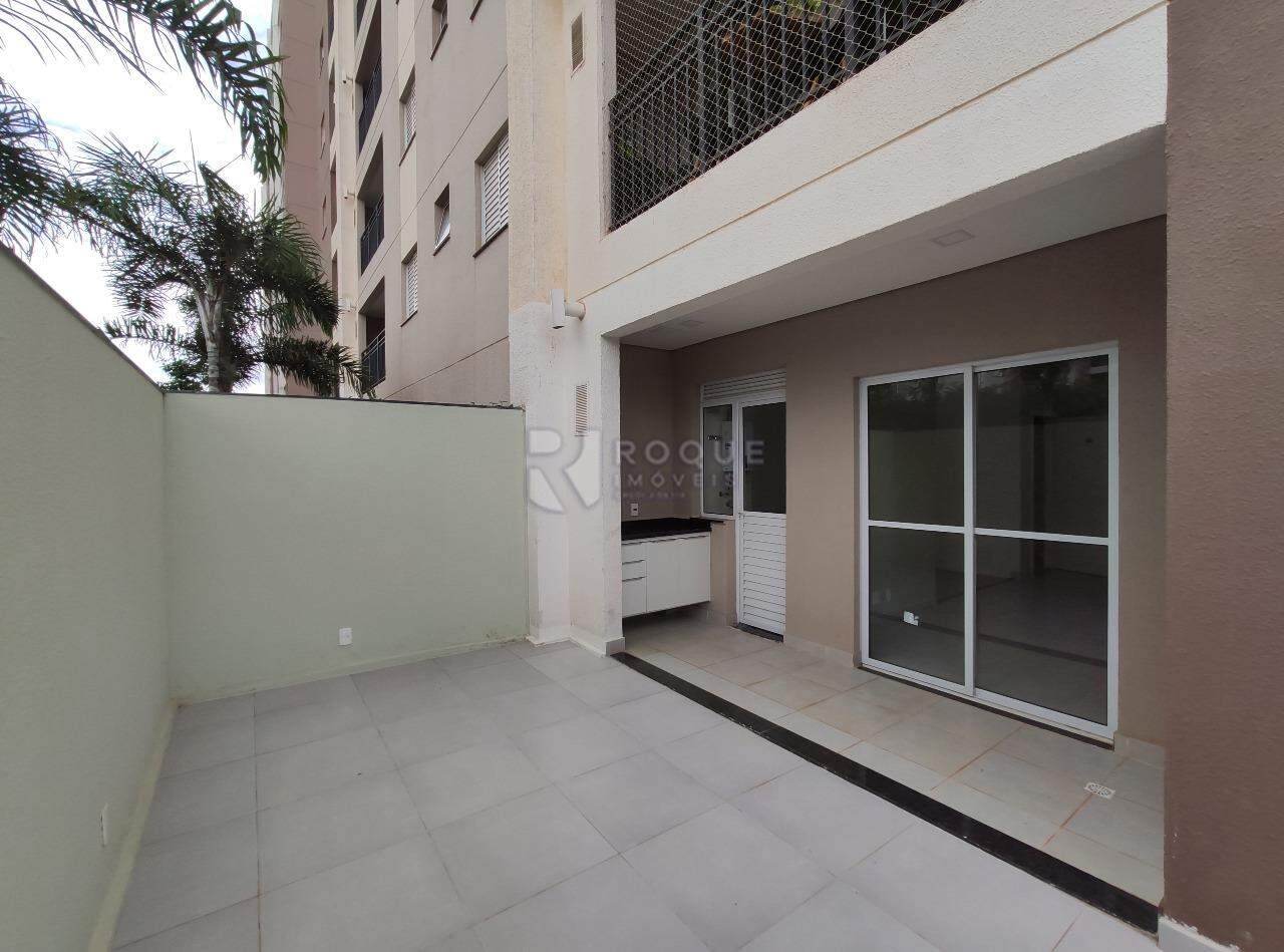 Apartamento para aluguel no bairro Jardim Santa Adélia: Área externa 