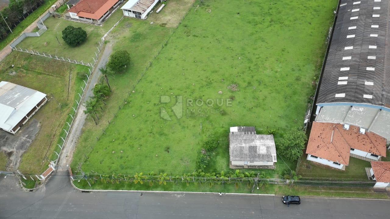 Área à venda no bairro Jardim Nova Limeira: 