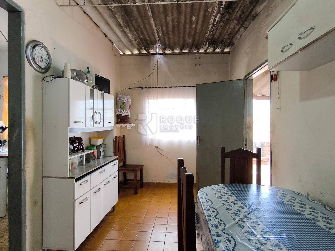 Casa Residencial à venda no bairro Jardim Nova Itália: COZINHA