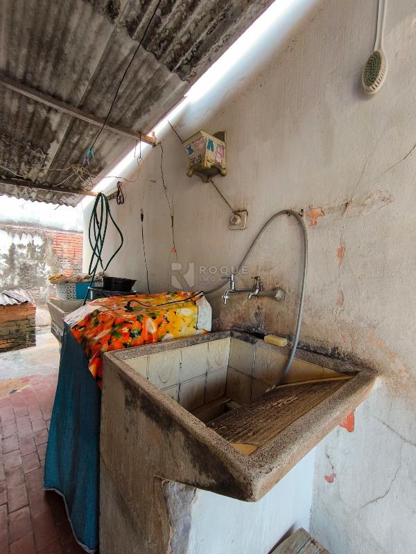 Casa Residencial à venda no bairro Jardim Nova Itália: LAVANDERIA