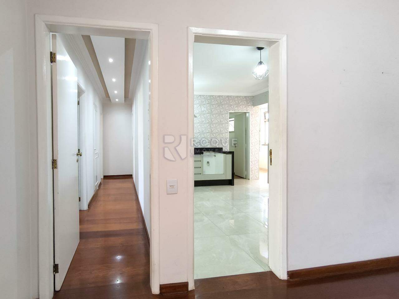 Apartamento à venda no bairro Centro: CORREDOR INTERNO