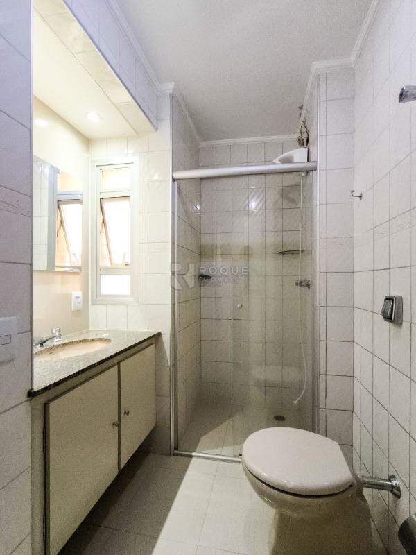 Apartamento à venda no bairro Centro: BANHEIRO SOCIAL