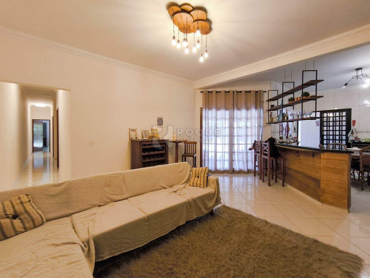 Chácara à venda no bairro Pires de Cima: SALA DE ESTAR