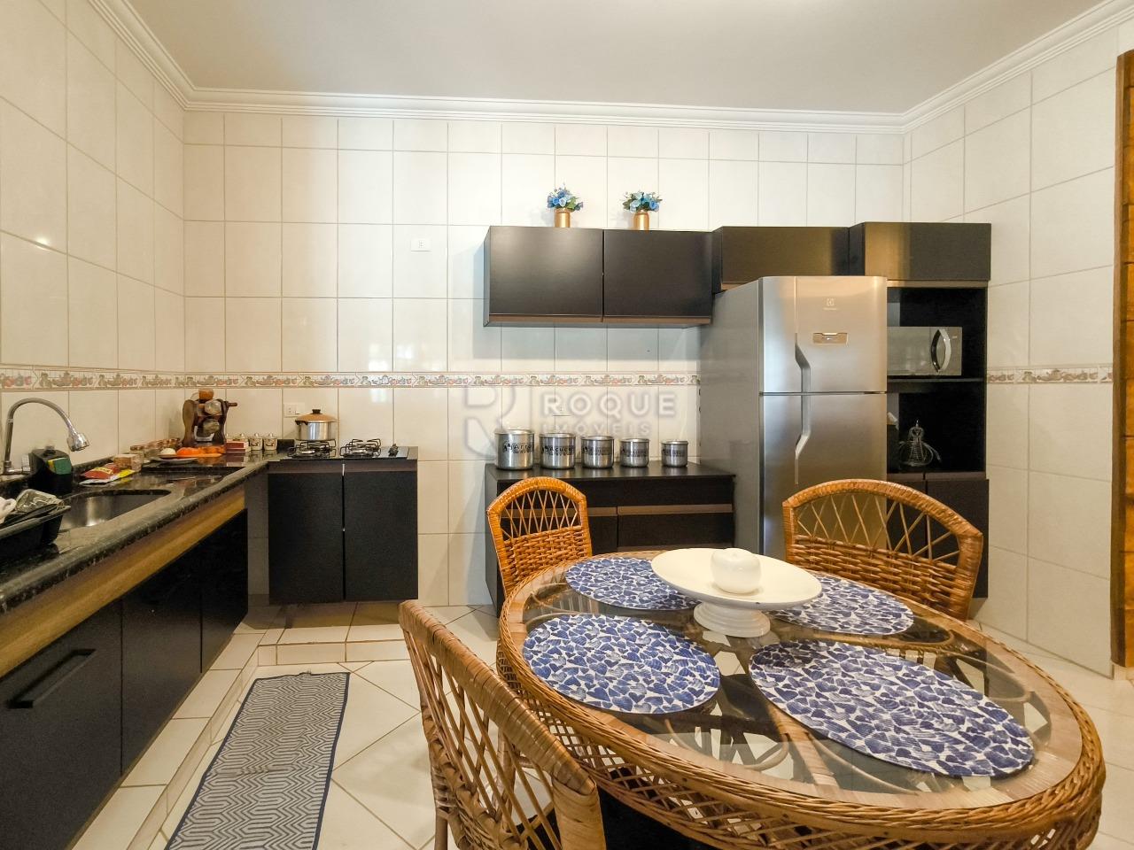 Chácara à venda no bairro Pires de Cima: COZINHA