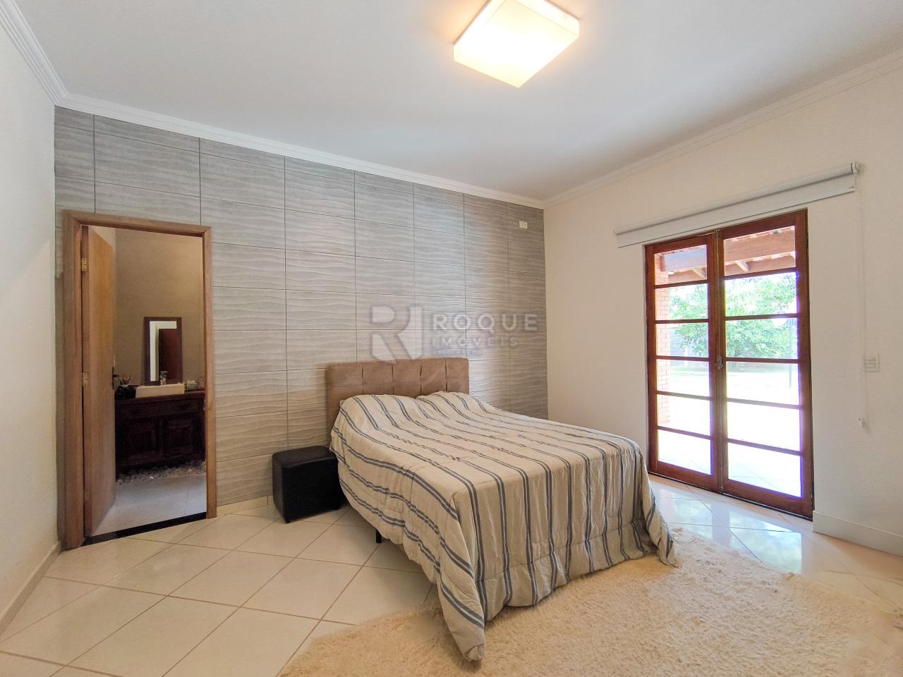 Chácara à venda no bairro Pires de Cima: SUÍTE