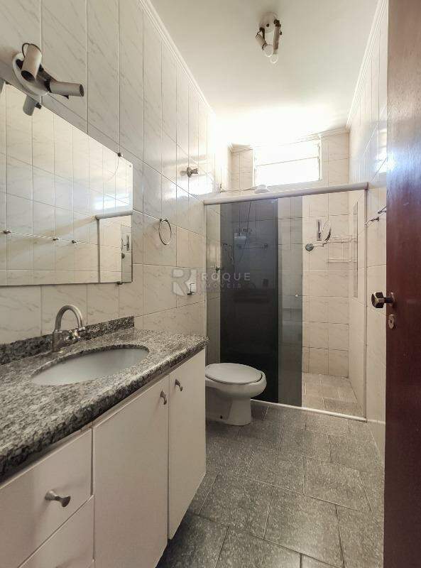 Casa Residencial para aluguel no bairro Jardim Paulista: WC suíte 