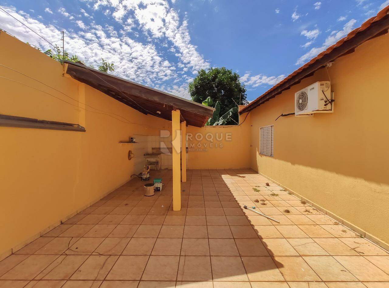 Casa Residencial para aluguel no bairro Jardim Paulista: Área de serviço / fundo 