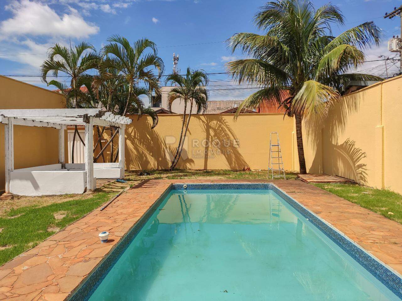 Casa Residencial para aluguel no bairro Jardim Paulista: Piscina 