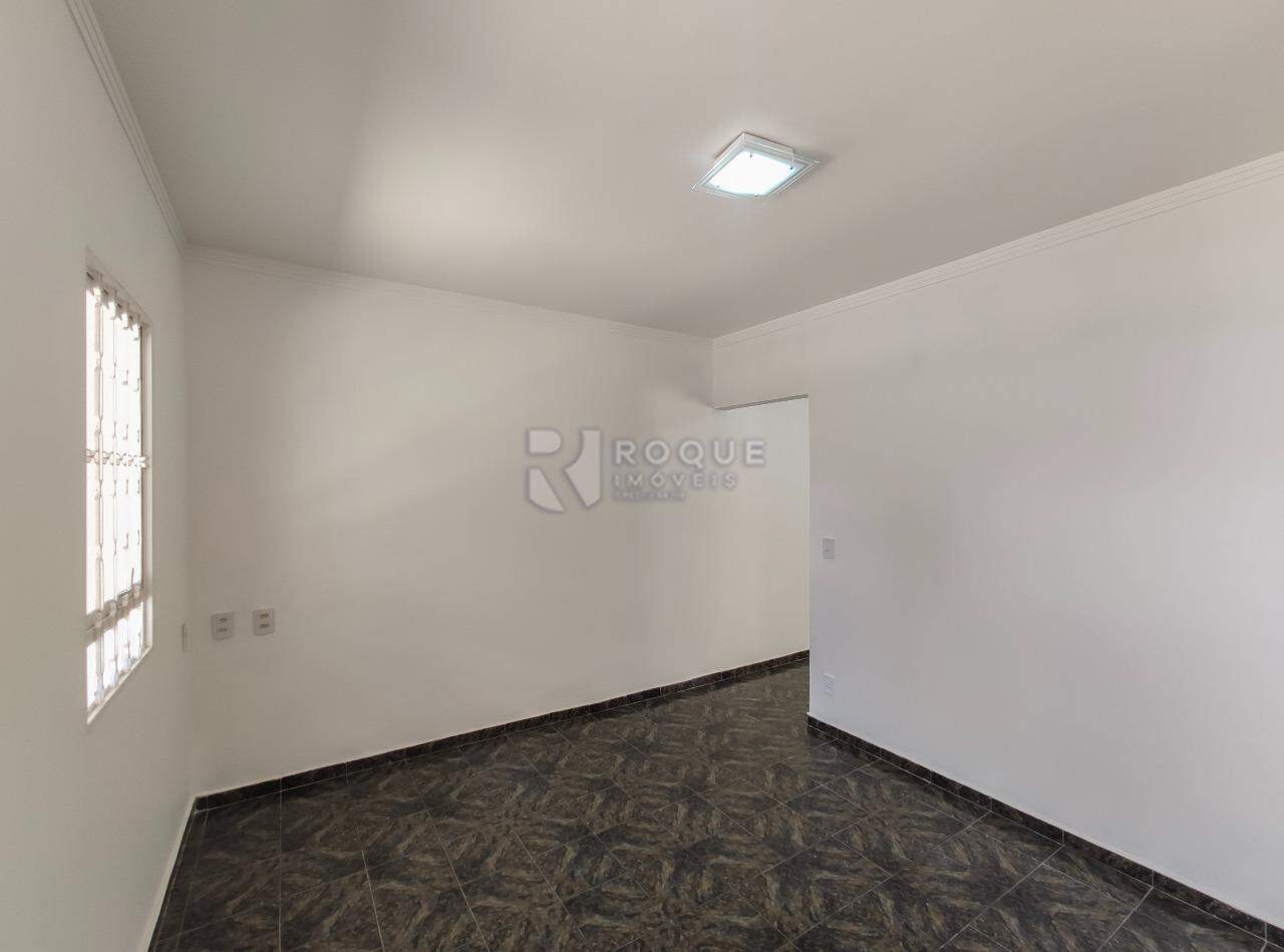 Casa Residencial para aluguel no bairro Jardim Residencial Dona Santina Paroli Peccinini: Sala 