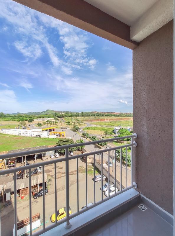 Apartamento para aluguel no bairro Chácaras Antonieta: Sacada 