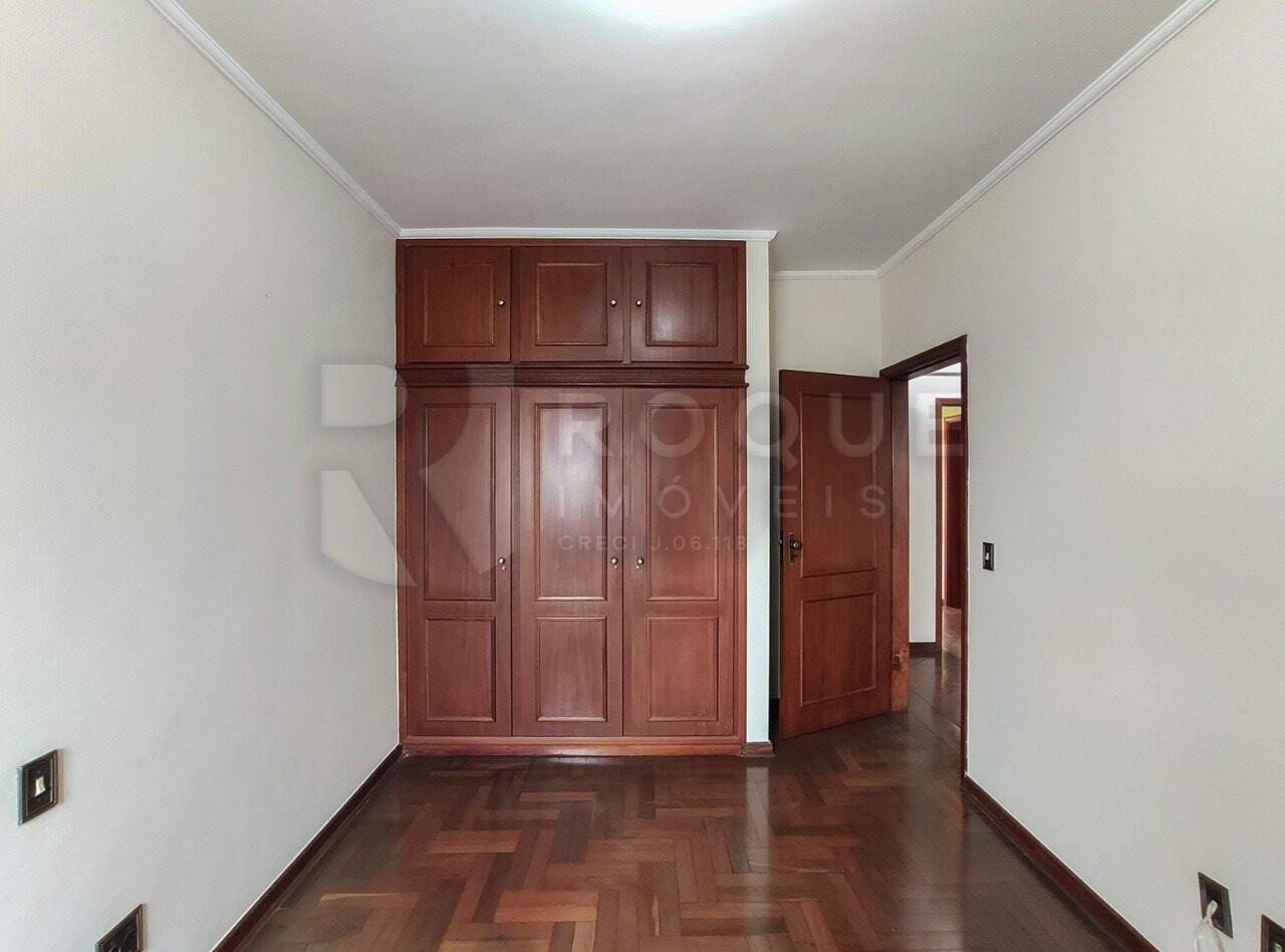 Apartamento à venda no bairro Centro: Dormitório 3