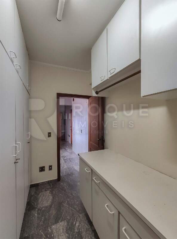 Apartamento à venda no bairro Centro: Departamento Empregada