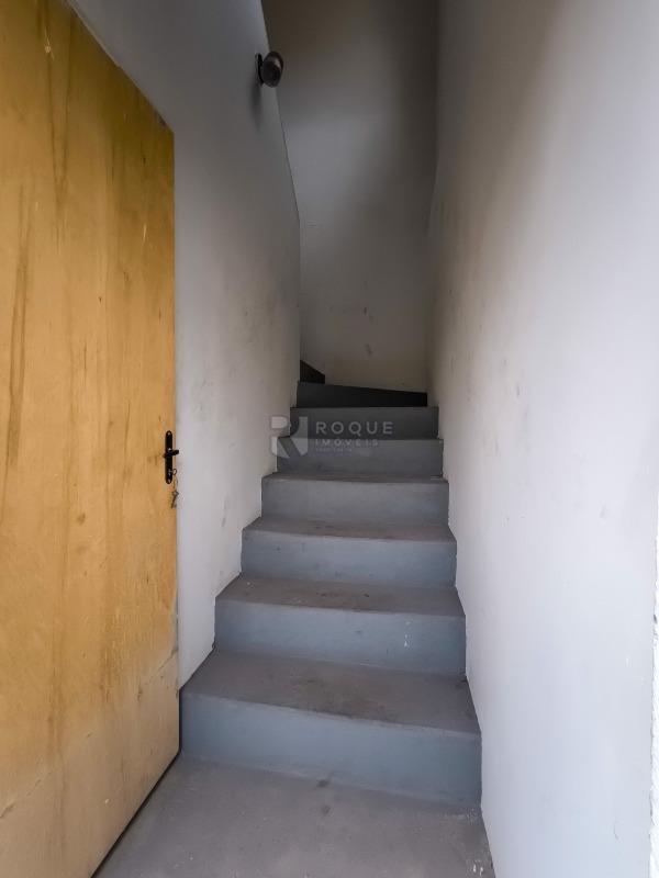 Casa com salão à venda no bairro Jardim Boa Esperança: ACESSO APARTAMENTO