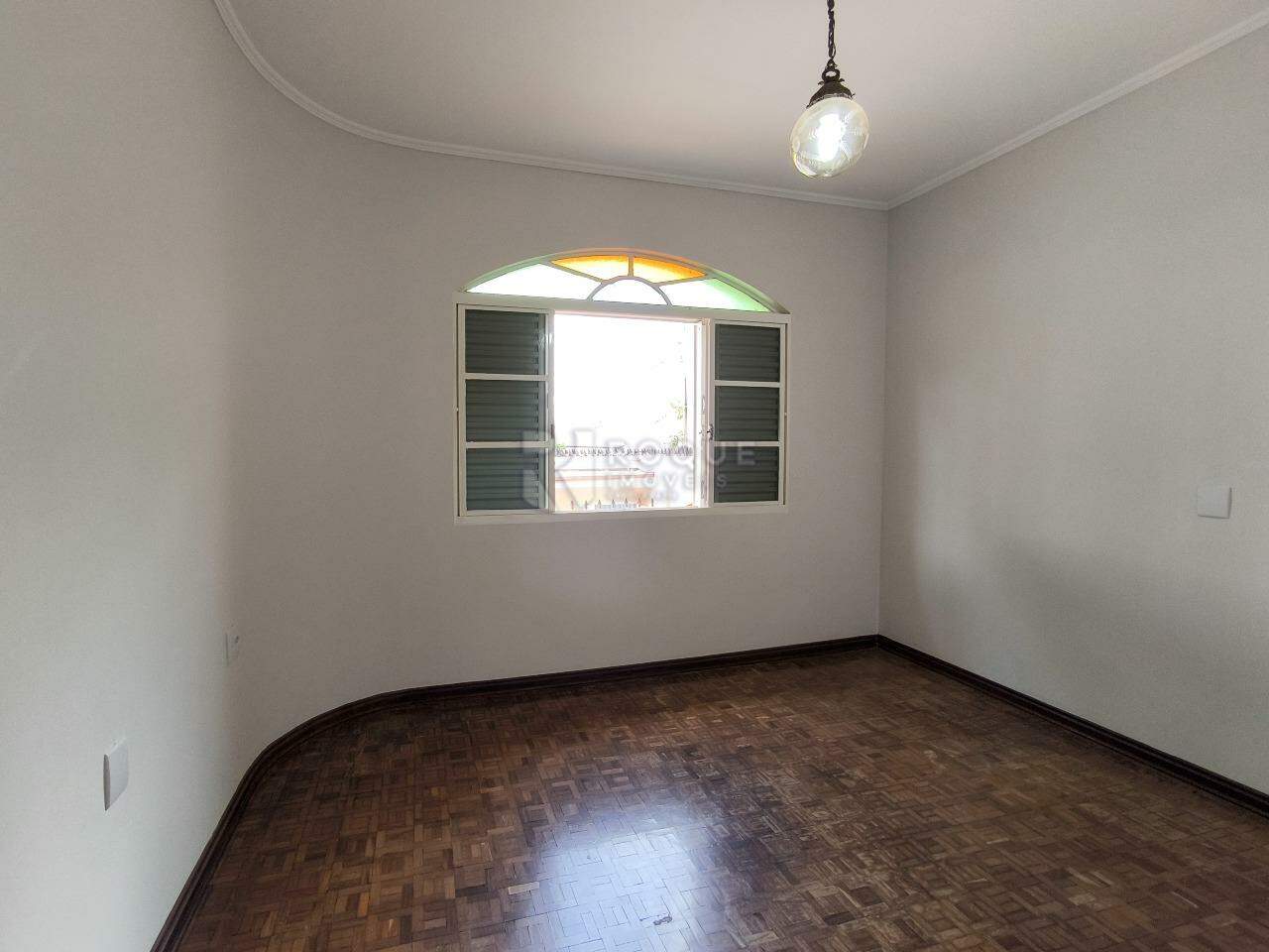 Casa Residencial à venda no bairro Jardim Piratininga: DORMITÓRIO 1