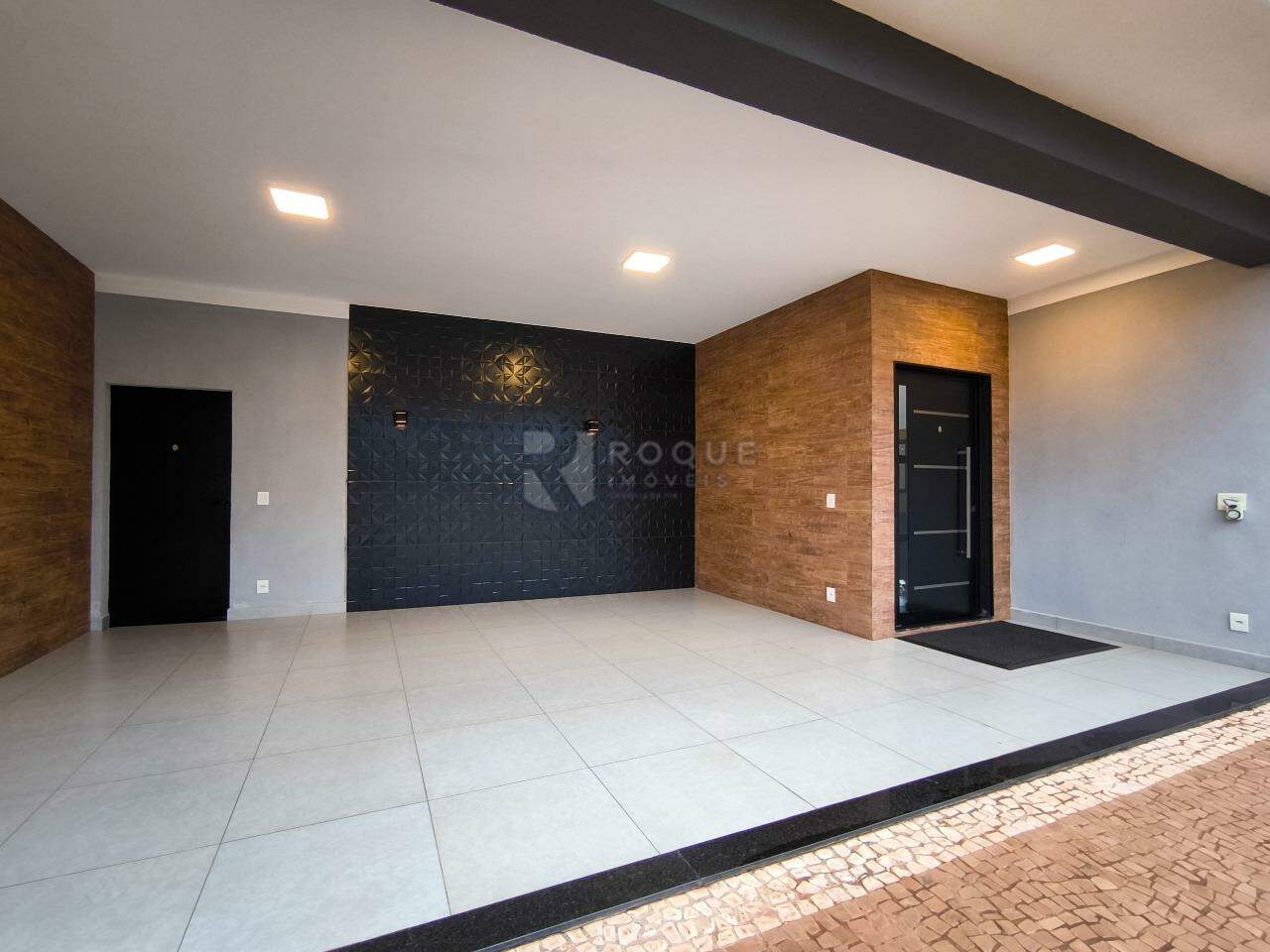 Casa em condomínio à venda no bairro Terras de São Bento II: GARAGEM