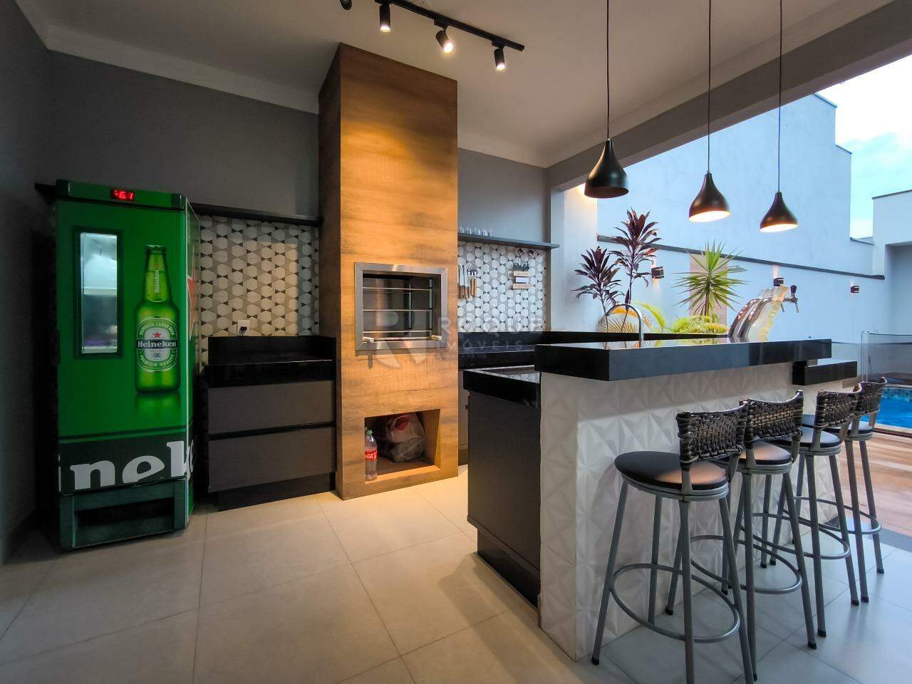 Casa em condomínio à venda no bairro Terras de São Bento II: ÁREA GOURMET