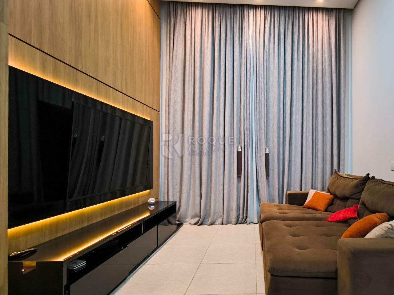 Casa em condomínio à venda no bairro Terras de São Bento II: SALA DE ESTAR