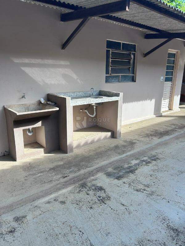 Chácara à venda no bairro Condomínio Tamanduá: lavanderia