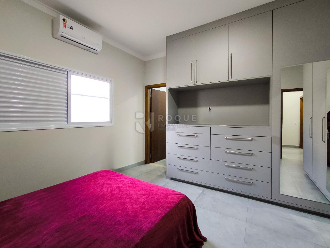 Casa em condomínio à venda no bairro Residenciais Fazenda Itapema: SUÍTE