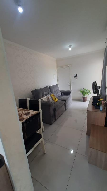 Apartamento à venda no bairro Condomínio Varandas I: 