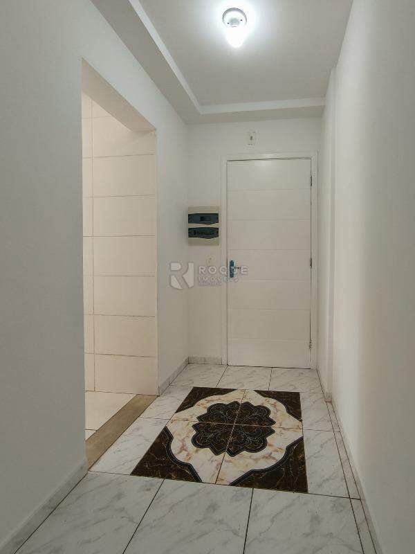 Apartamento à venda no bairro Chácaras Antonieta: HALL DE ENTRADA