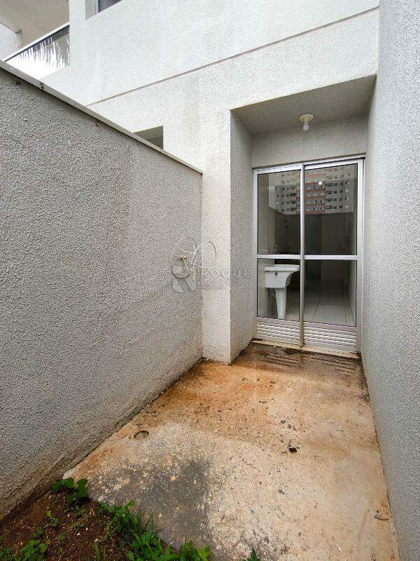 Apartamento à venda no bairro Chácaras Antonieta: ÁREA DE VARAL