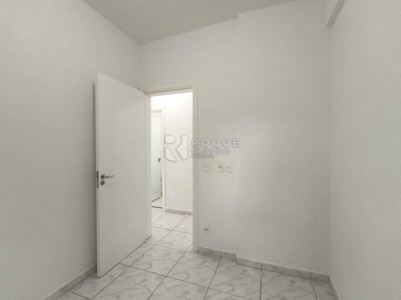Apartamento à venda no bairro Chácaras Antonieta: DORMITÓRIO 1