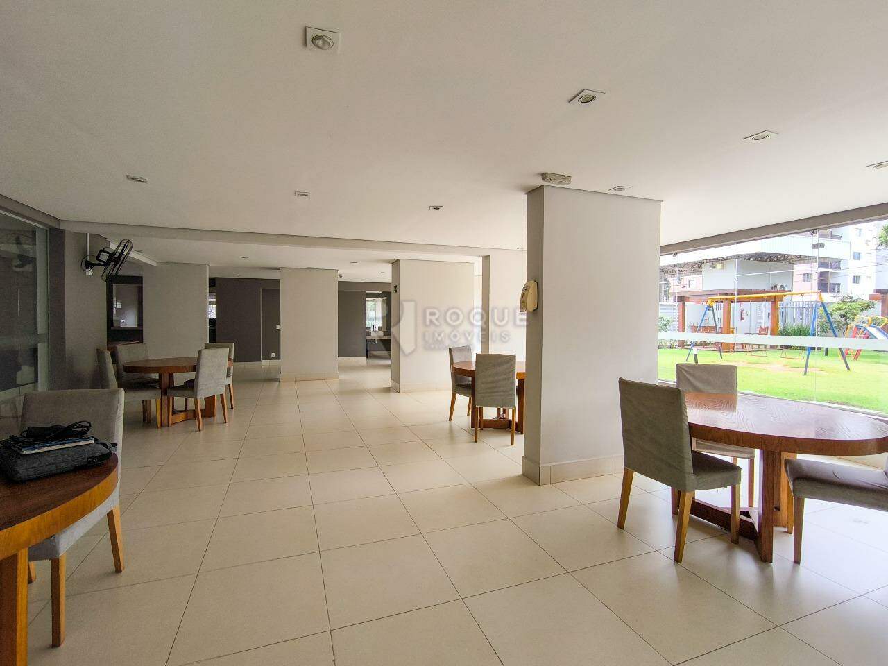 Apartamento à venda no bairro Chácaras Antonieta: SALÃO DE FESTAS