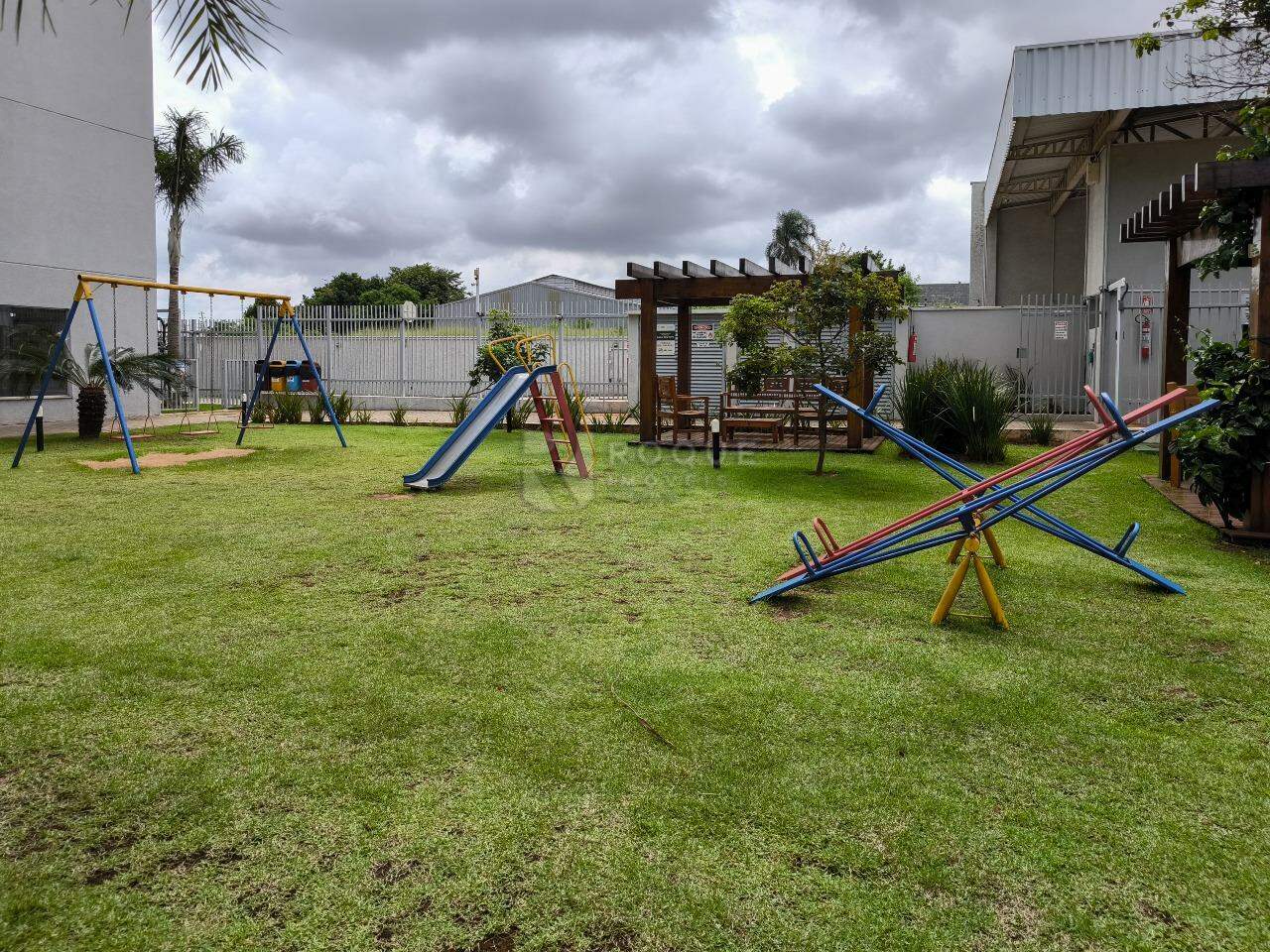 Apartamento à venda no bairro Chácaras Antonieta: PLAYGROUND