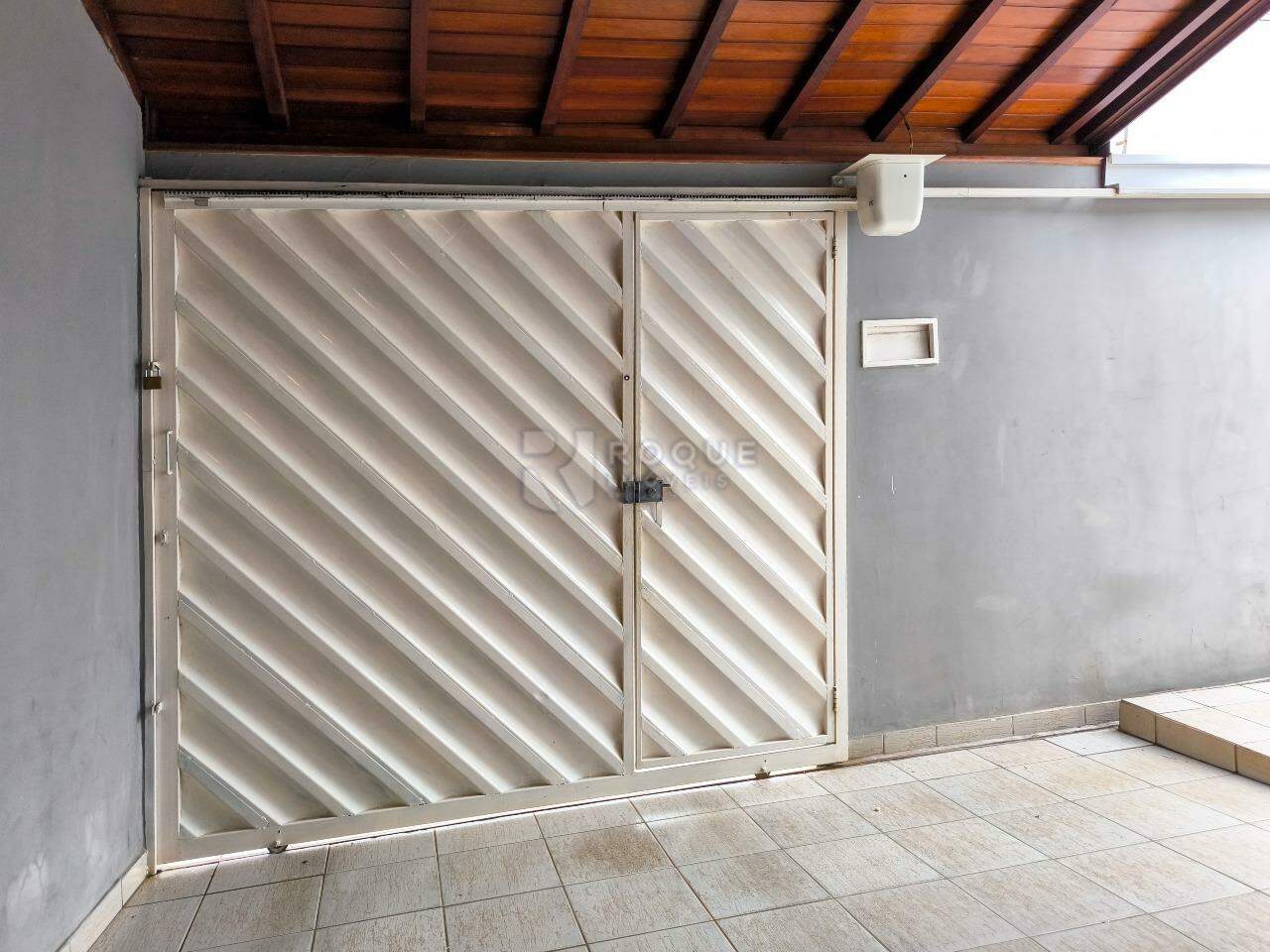 Casa Residencial à venda no bairro Jardim São Roque: PORTÃO ELETRÔNICO