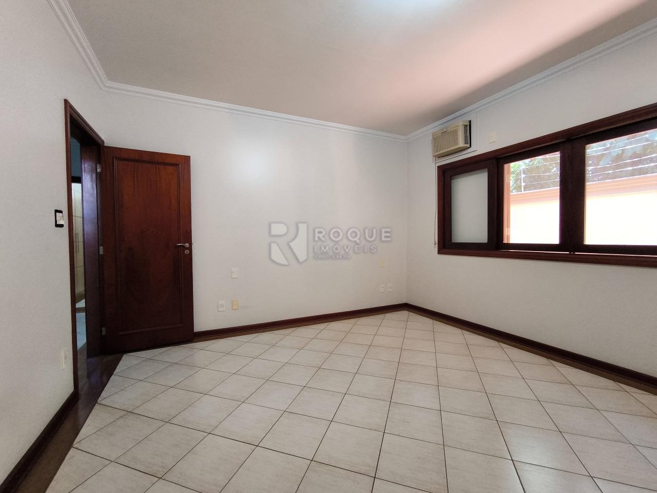 Casa em condomínio à venda no bairro Parque São Bento: SUÍTE MASTER