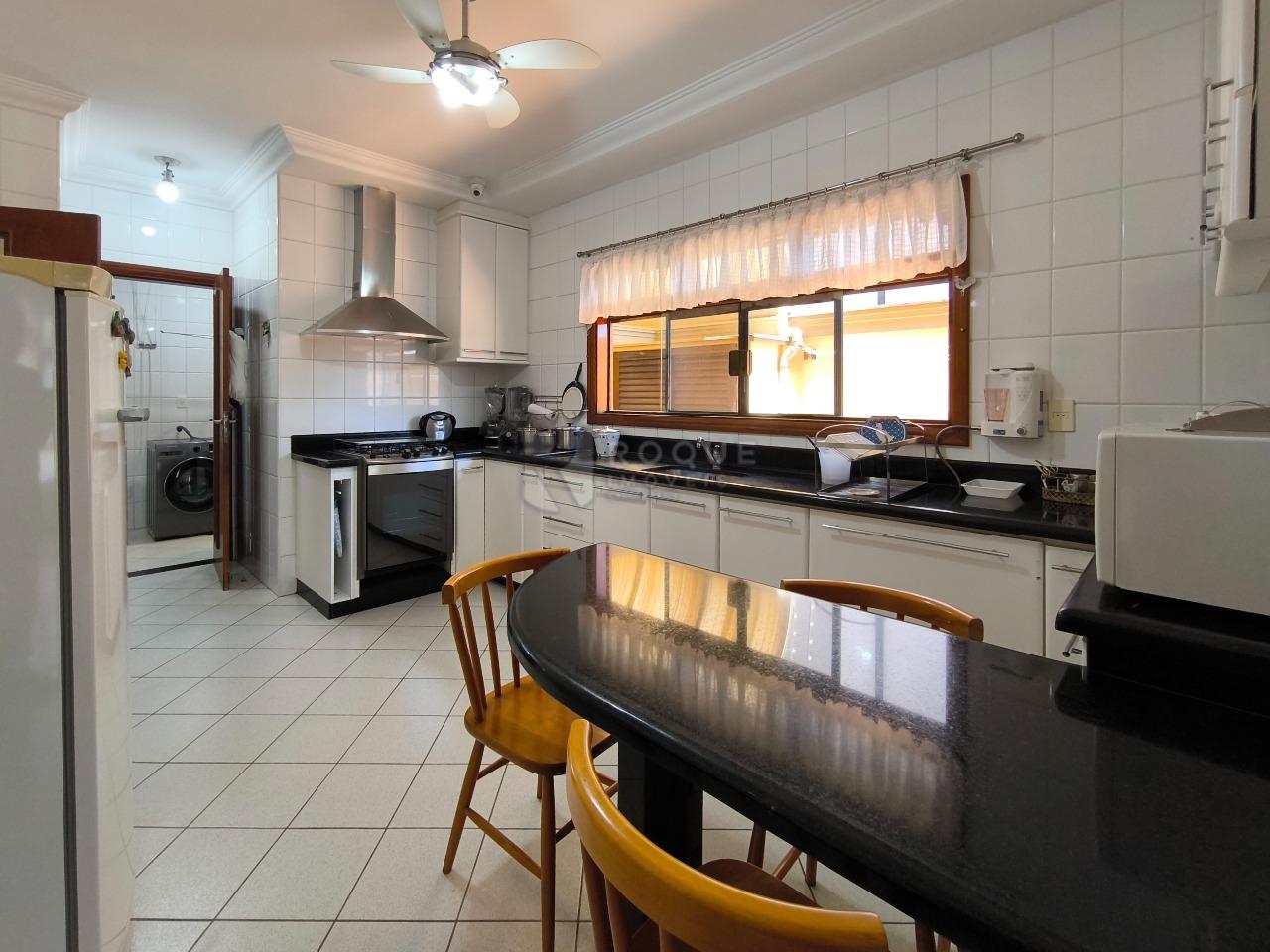 Casa em condomínio à venda no bairro Parque São Bento: COZINHA