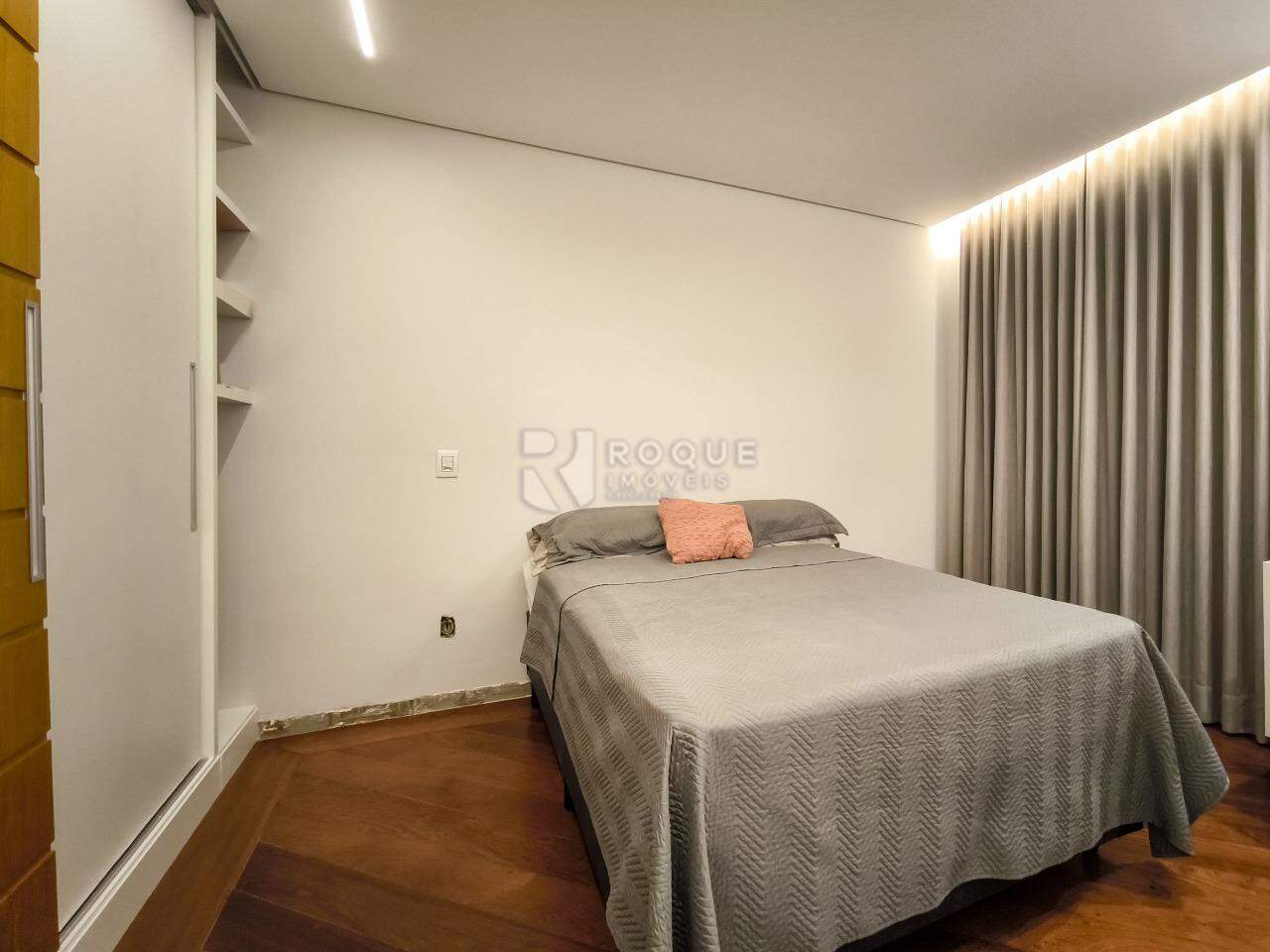 Apartamento à venda no bairro Centro: SUÍTE 1