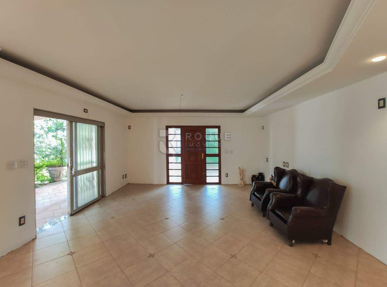 Chácara para aluguel no bairro Graminha: Sala