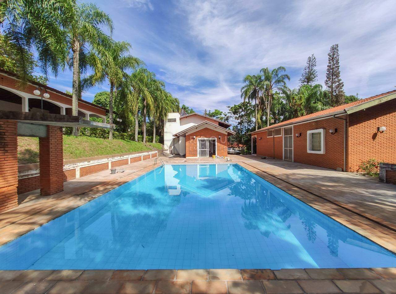 Chácara para aluguel no bairro Graminha: Piscina