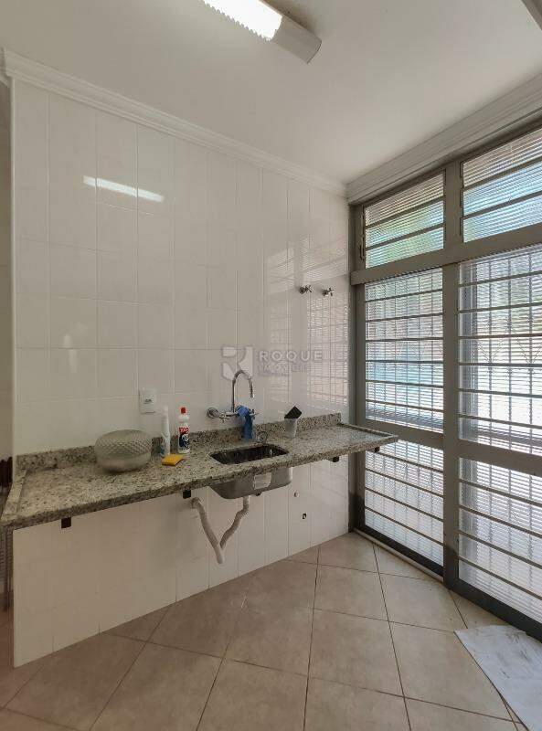 Chácara para aluguel no bairro Graminha: Cozinha