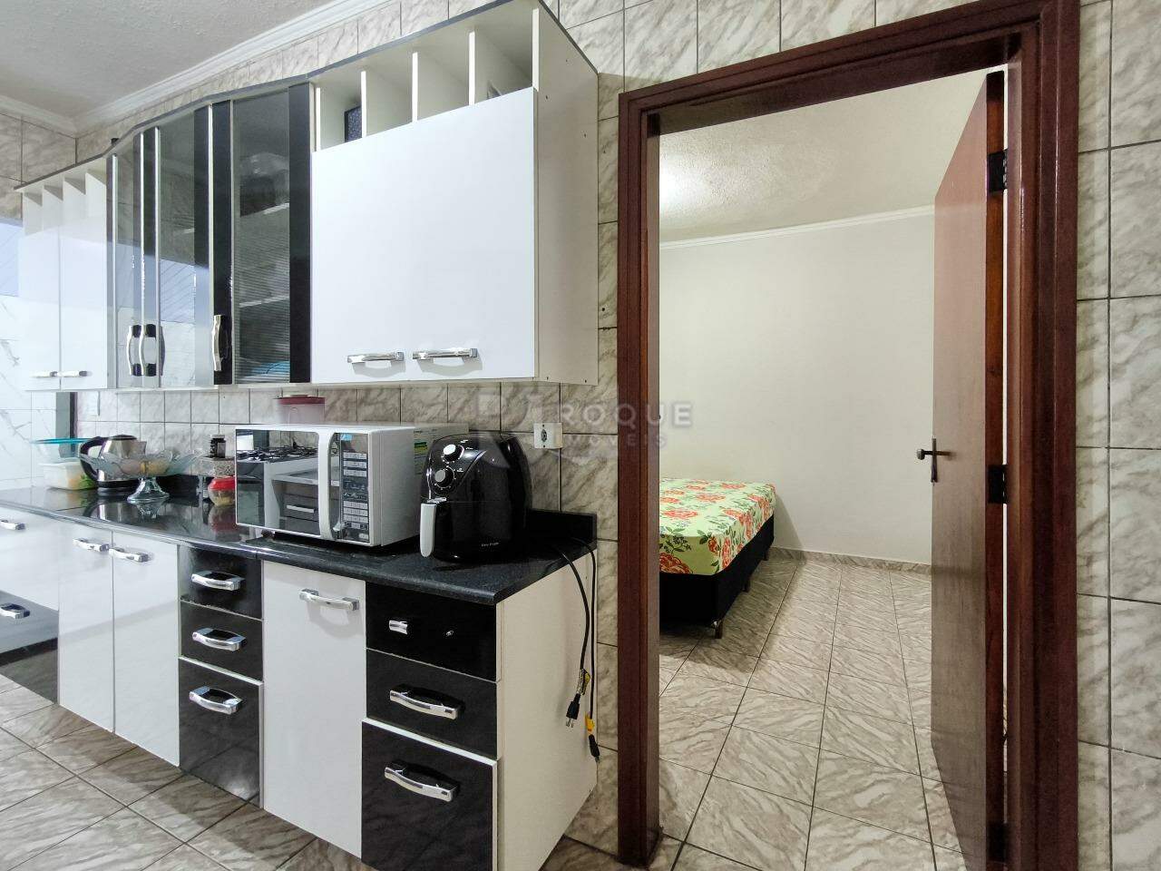 Casa Residencial à venda no bairro Jardim da Graminha: COZINHA