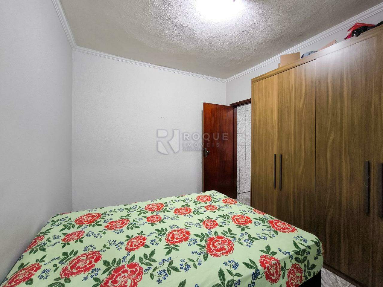 Casa Residencial à venda no bairro Jardim da Graminha: SUÍTE