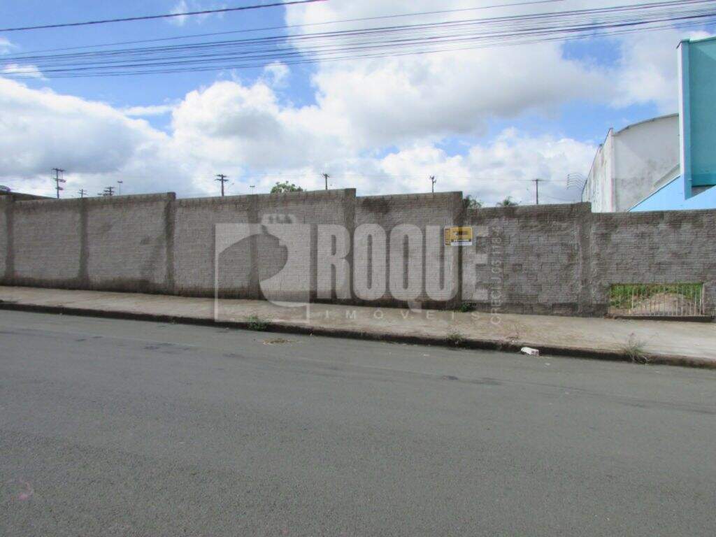 Terreno à venda no bairro Jardim Nereide: Fachada