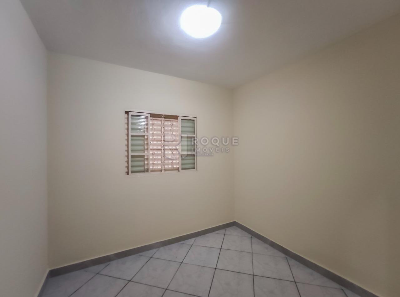Casa Residencial à venda no bairro Jardim Lago Azul: Dormitório 2