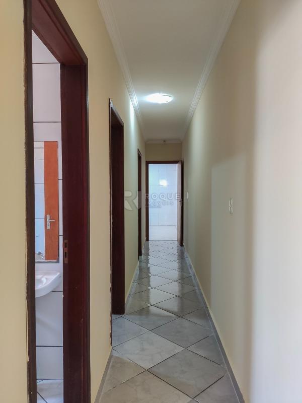 Casa Residencial à venda no bairro Jardim Lago Azul: Hall 