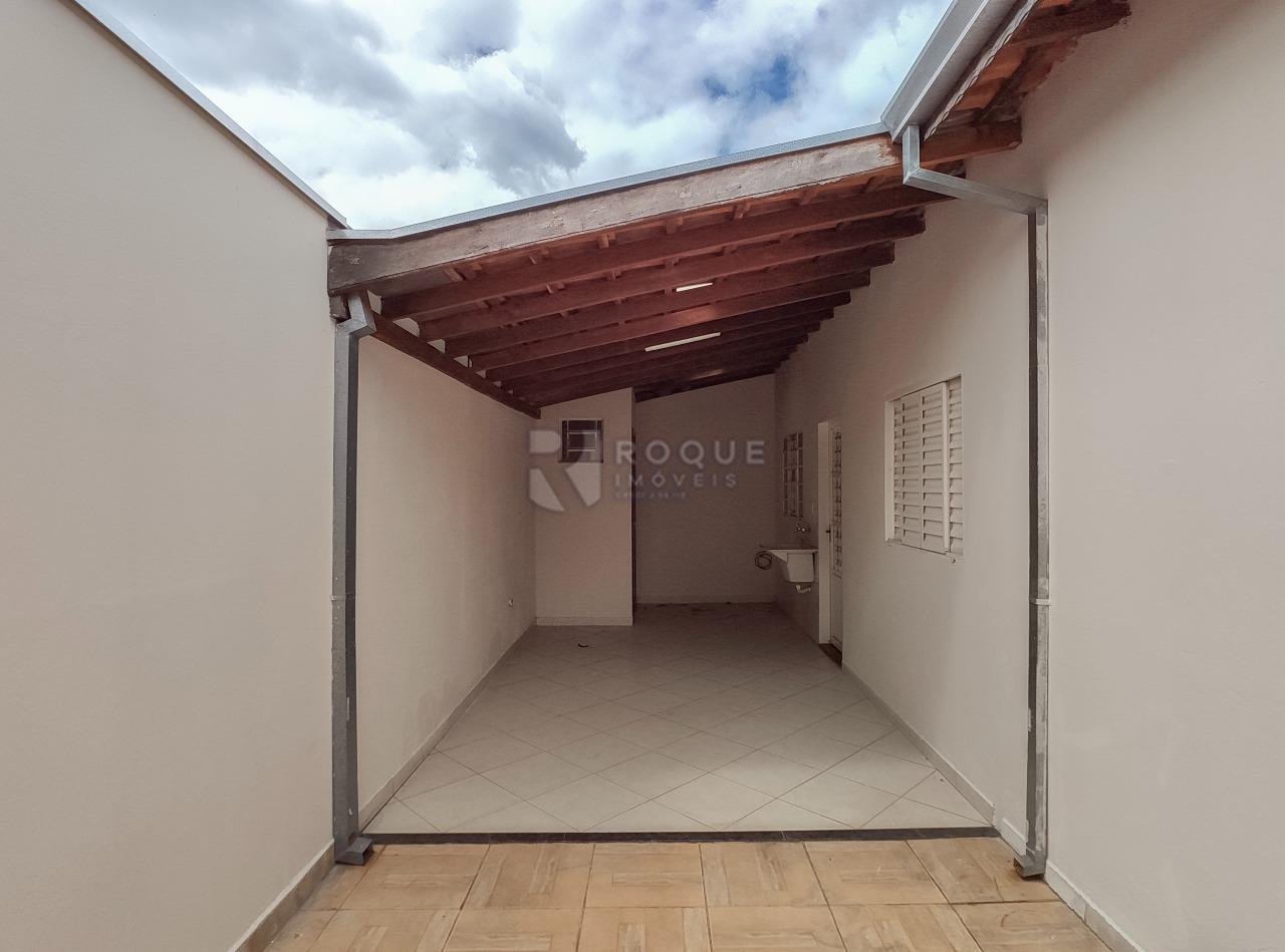 Casa Residencial à venda no bairro Jardim Lago Azul: Fundo 