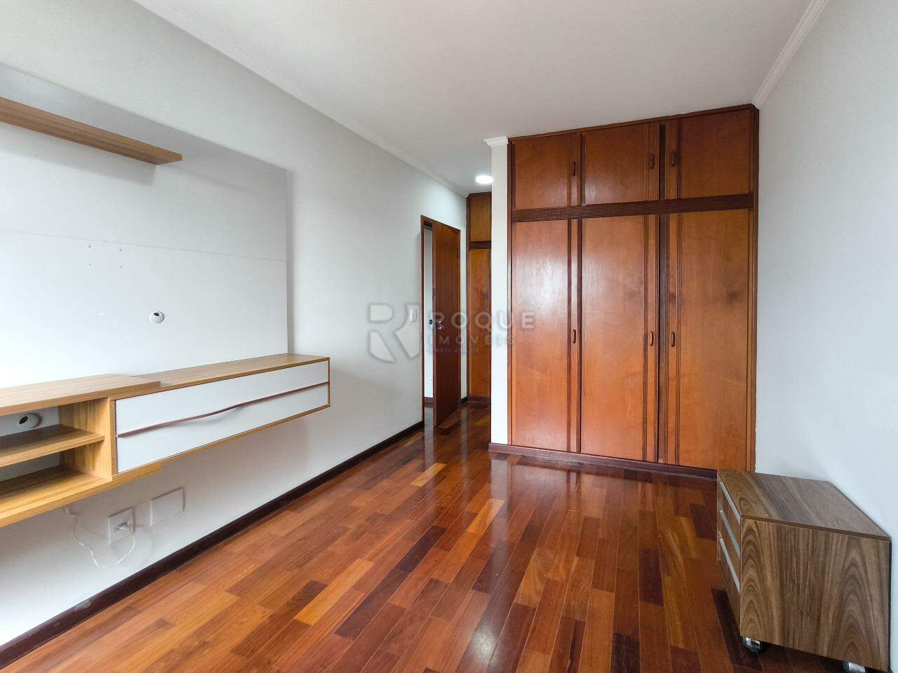 Apartamento à venda no bairro Centro: SUÍTE
